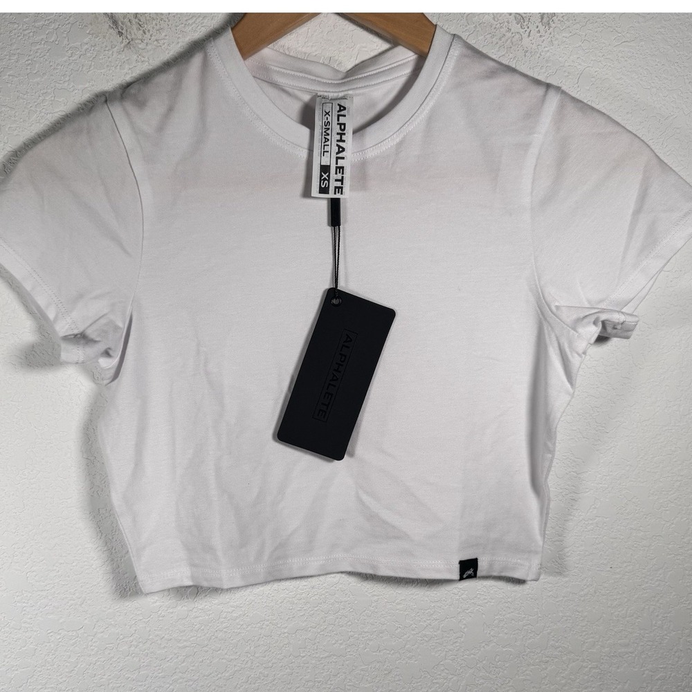 NWT!! Alphalete Womens Active Cropped Top | Size‎ XS